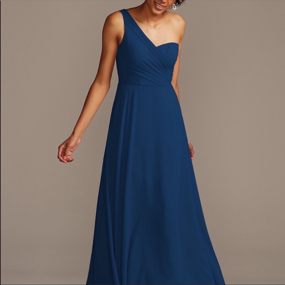 David’s Bridal Marine One Shoulder Full Skirt Formal Gown F20062, Size 18